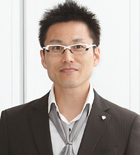 岡本孝信教授 写真 岡本孝信教授 写真