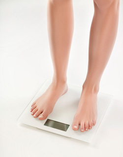 月経周期によって体重が変動するのはなぜ？