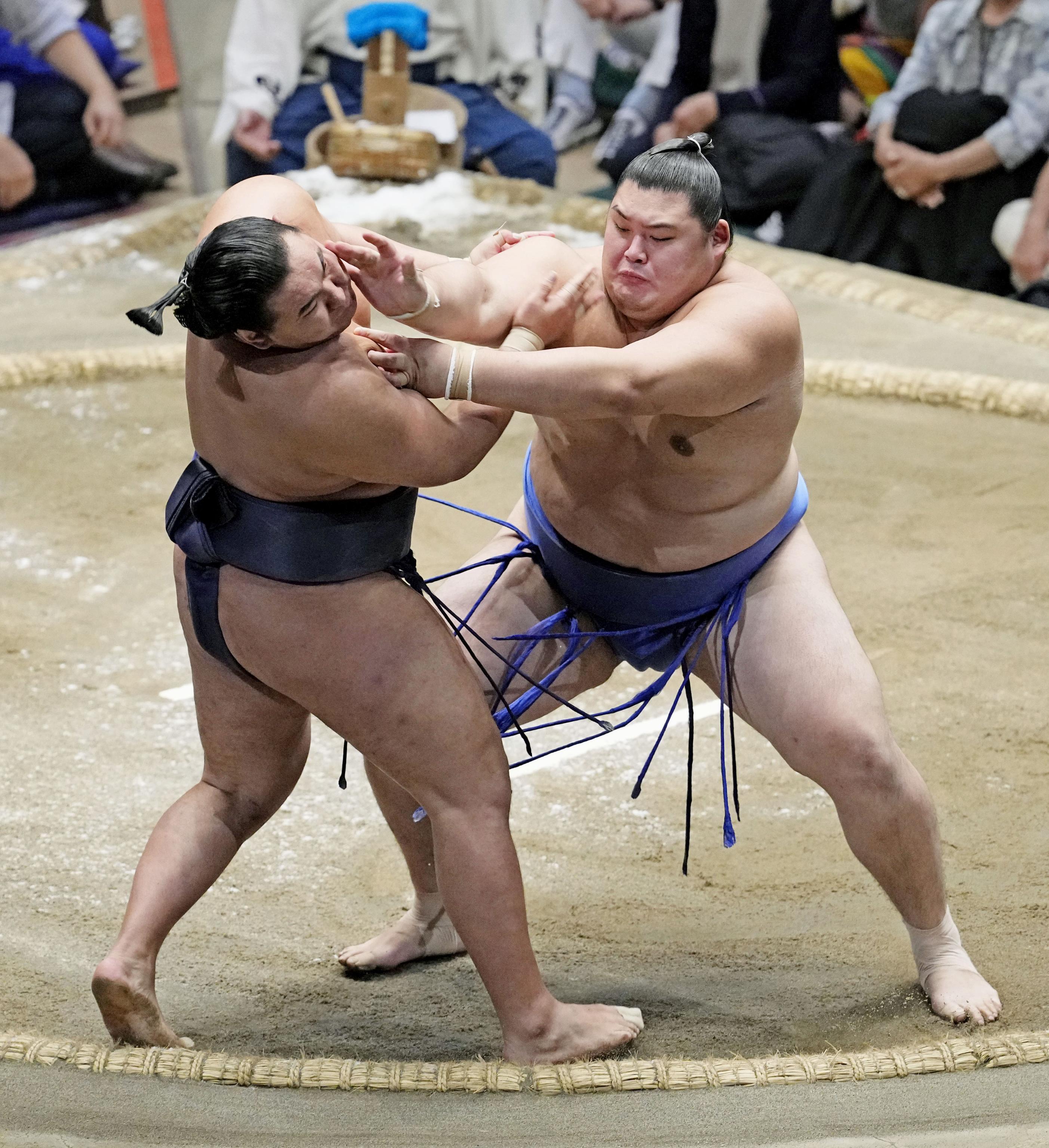 大の里_2024秋場所優勝